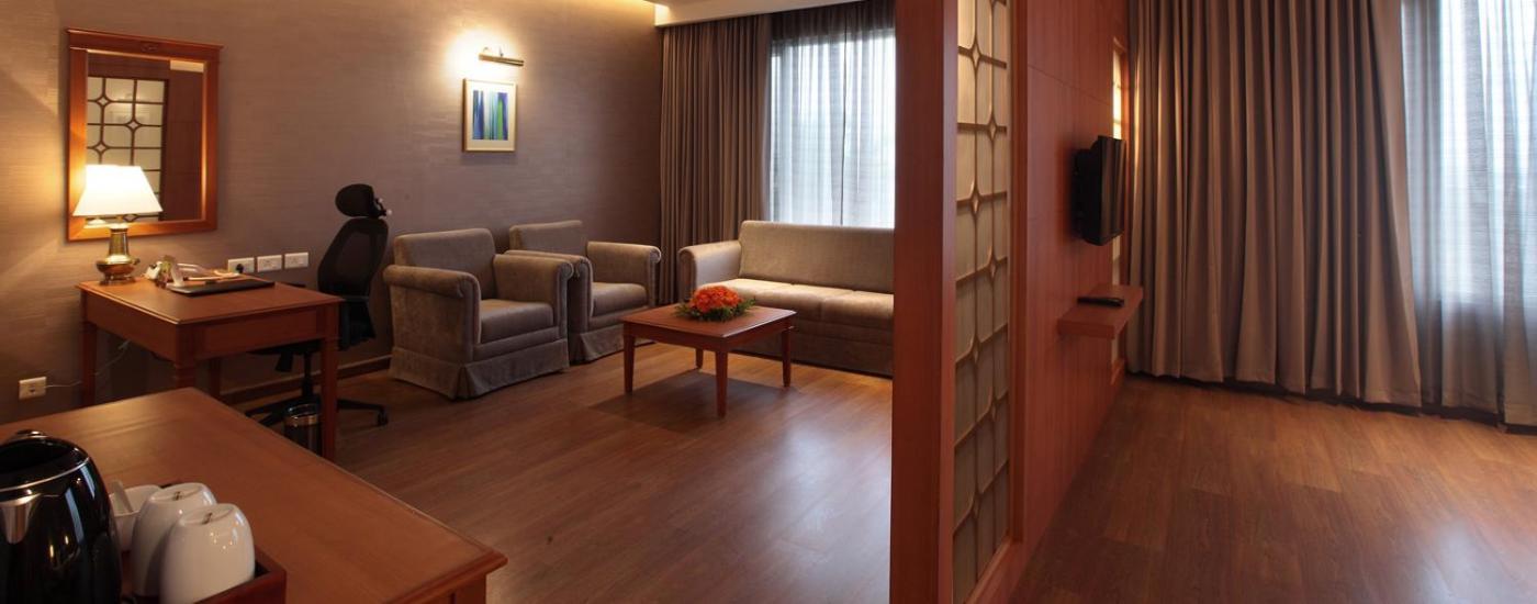 Hotel Monsoon Empress Kochi Exterior foto